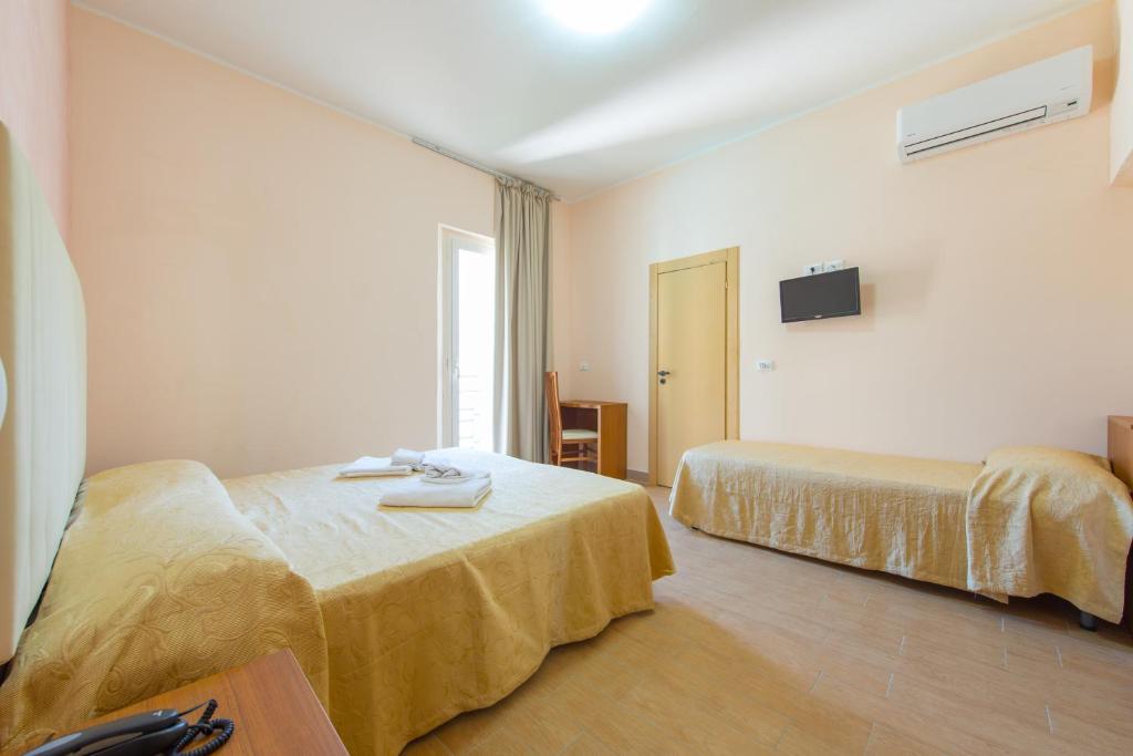 Adria Nuova Hotel, Емілія Романья, Італія мініатюра 10