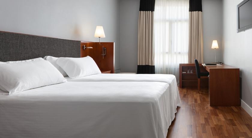 H10 Puerta de Alcala — Мадрид, Іспанія мініатюра 95