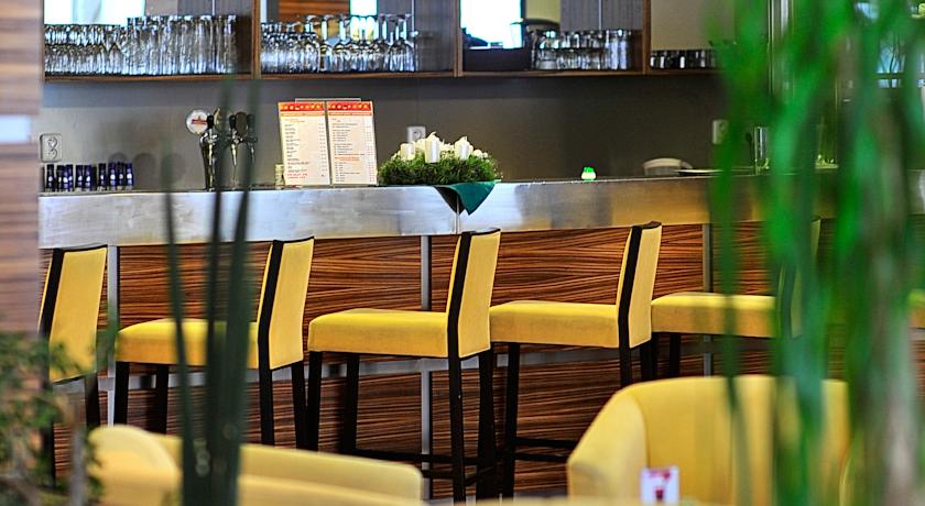 Behounek Hotel — Яхимов, Чехія мініатюра 7