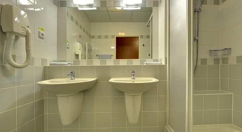 Behounek Hotel — Яхимов, Чехія мініатюра 16