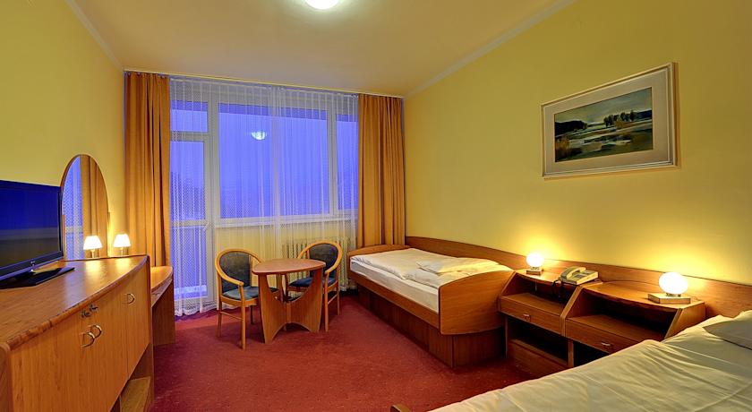 Behounek Hotel — Яхимов, Чехія мініатюра 21