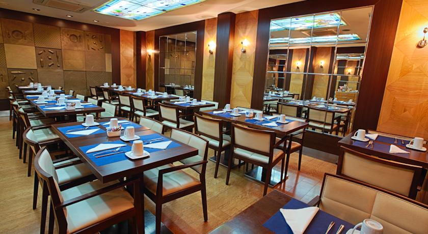 Evenia Rocafort Hotel — Барселона, Іспанія мініатюра 21