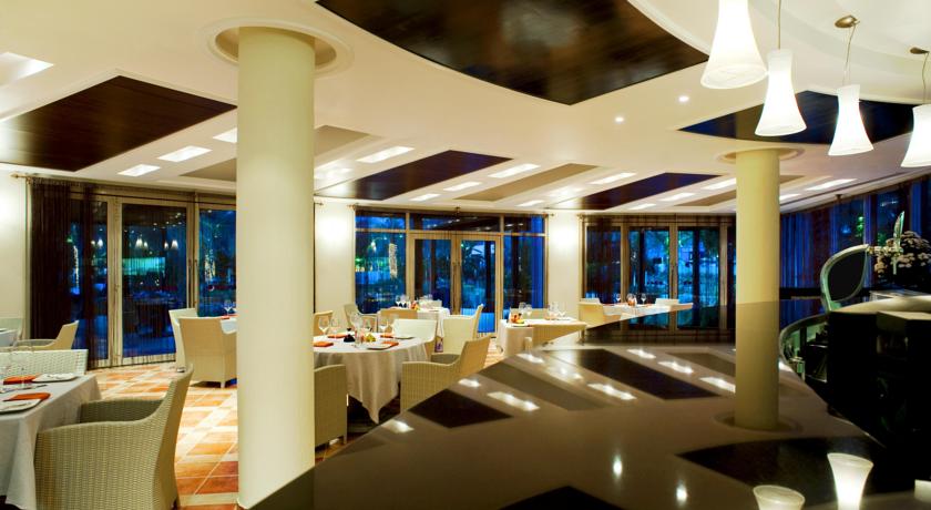 Le Meridien Al Aqah Beach Resort — Фуджейра, Об'єднані Арабські Емірати мініатюра 18