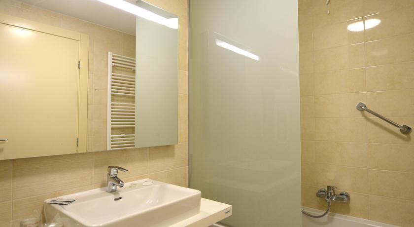 Adria Hotel — Біоград-на-Мору, Хорватія мініатюра 14