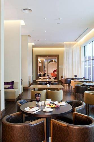 Novotel Suites Mall Avenue Dubai Hotel — Дубаї, Об'єднані Арабські Емірати мініатюра 133