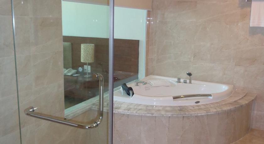 Muong Thanh Grand Nha Trang Hotel — Нячанг, В'єтнам мініатюра 29