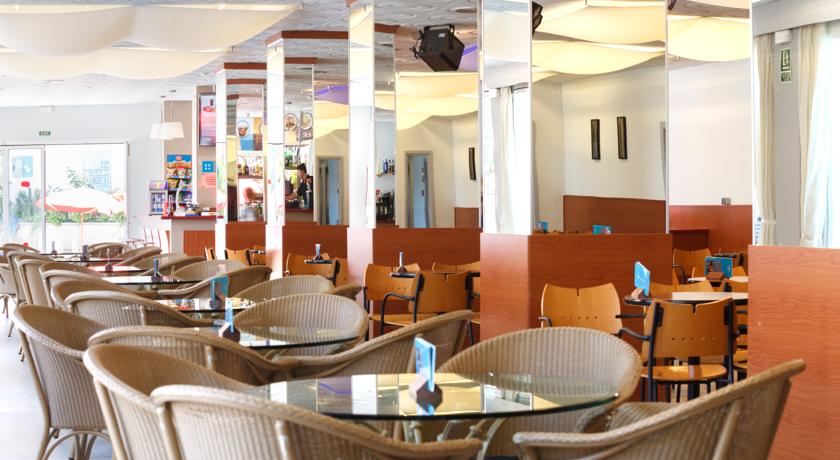 Oasis Park Splash Hotel — Коста Барселона, Іспанія мініатюра 12
