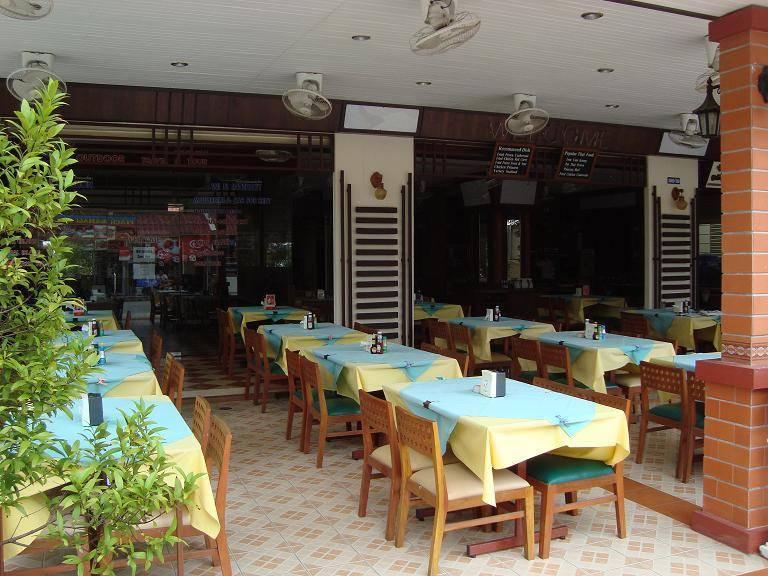 Outdoor Inn & Restaurant — о. Пхукет, Таїланд мініатюра 13