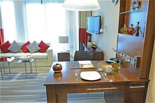 Staybridge Suites Abu Dhabi Yas Island, Абу Дабі, Об'єднані Арабські Емірати мініатюра 39