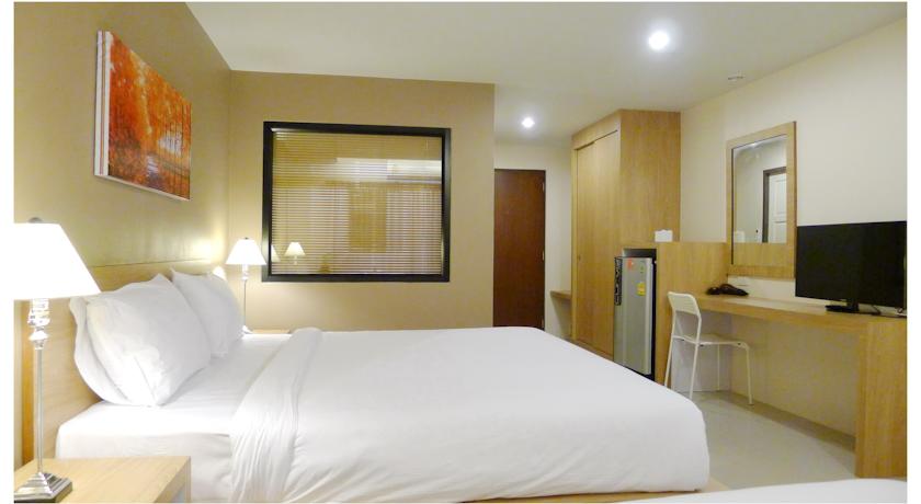 T5 Suites Pattaya Prathumnak — Паттайя, Таїланд мініатюра 6