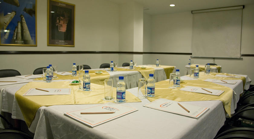Toledo Amman Hotel — Амман, Йорданія мініатюра 35