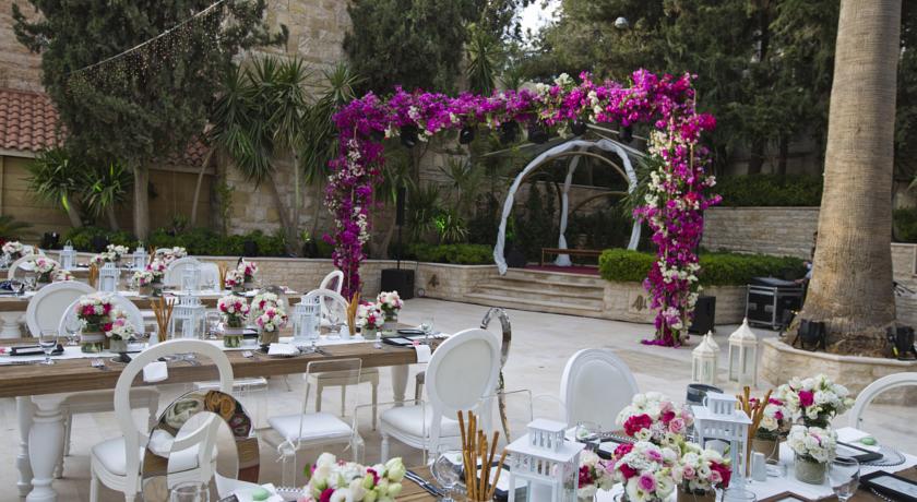Amman International Hotel — Амман, Йорданія мініатюра 33