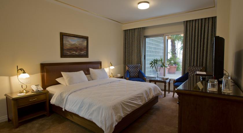 Amman International Hotel — Амман, Йорданія мініатюра 45