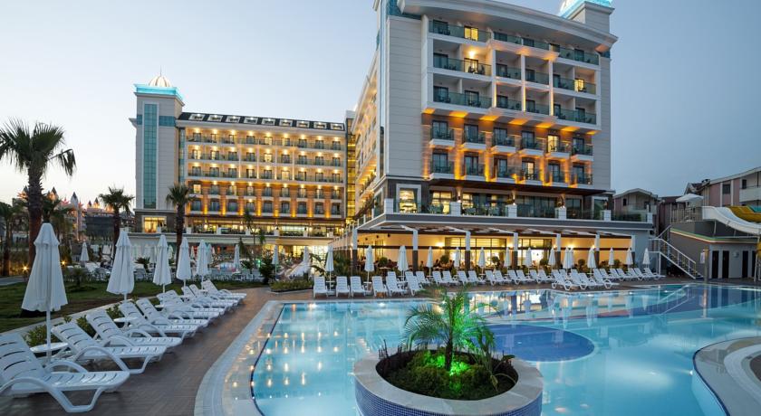 Luna Blanca Resort & Spa