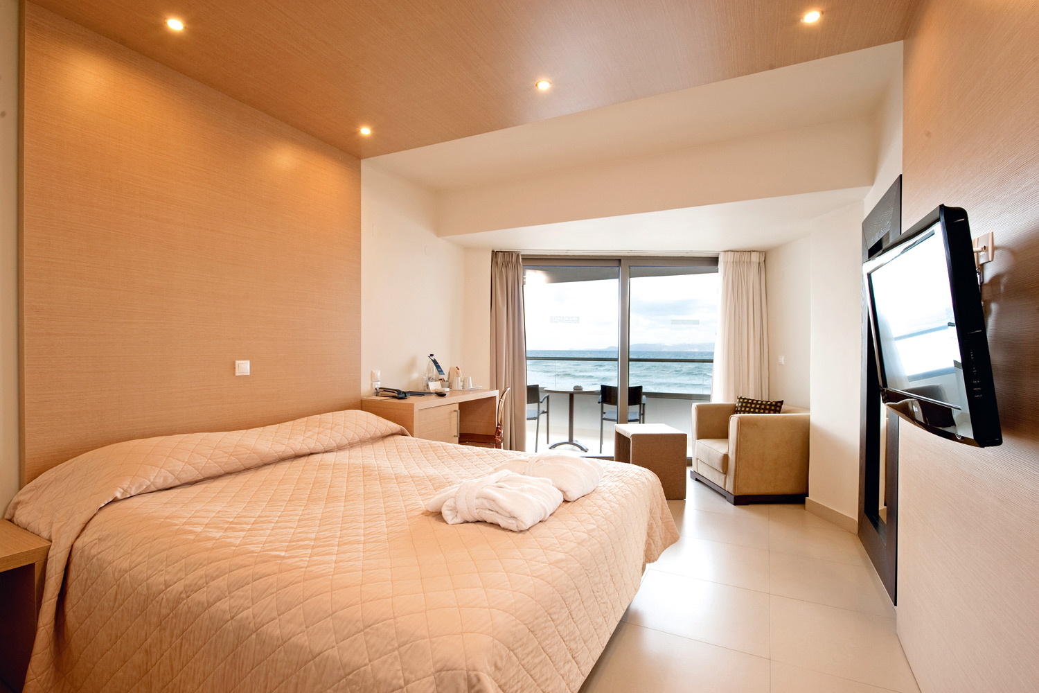 The Island Hotel, о. Крит, Греція мініатюра 14