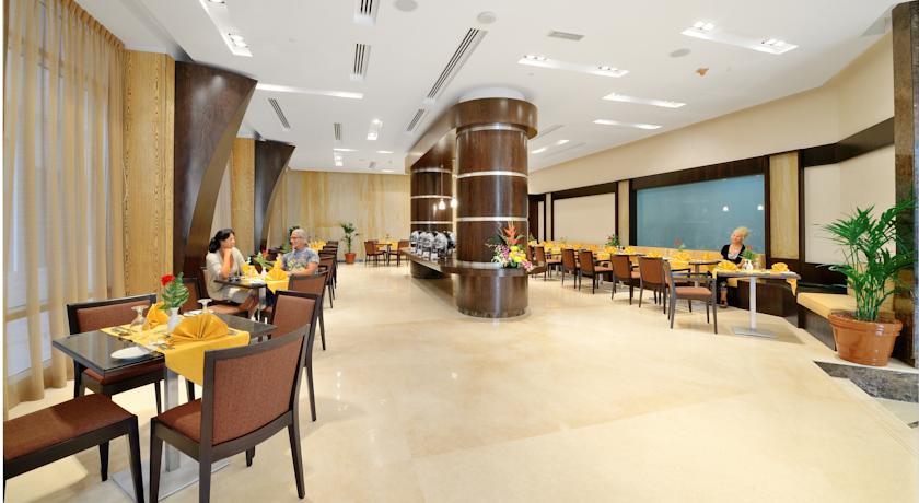Al Majaz Premiere Hotel Apartments — Шарджа, Об'єднані Арабські Емірати мініатюра 7