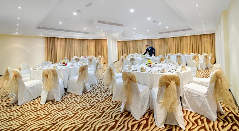 Al Majaz Premiere Hotel Apartments — Шарджа, Об'єднані Арабські Емірати мініатюра 8