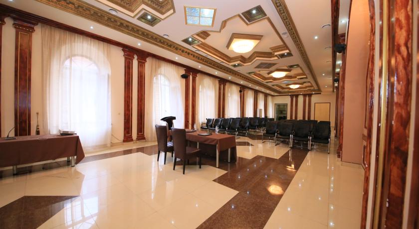 Borjomi Palace — Боржомі, Грузія мініатюра 38