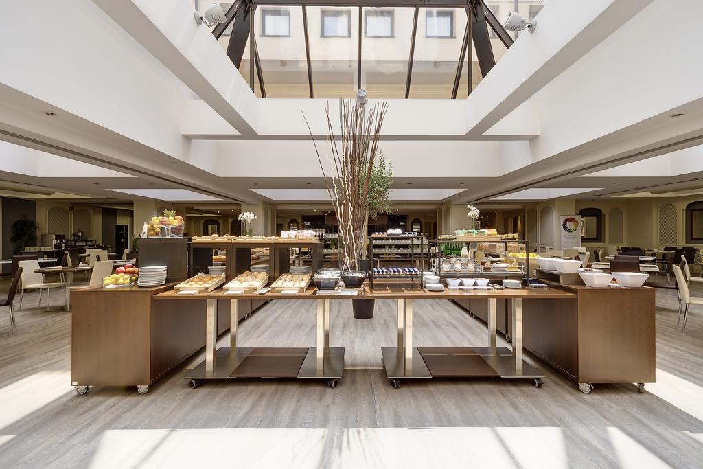 Melia Milano — Мілан, Італія мініатюра 141