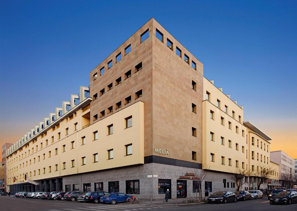 Melia Milano — Мілан, Італія мініатюра 183