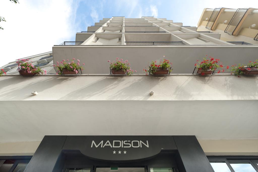 Madison — Габічче-Маре, Італія мініатюра 14