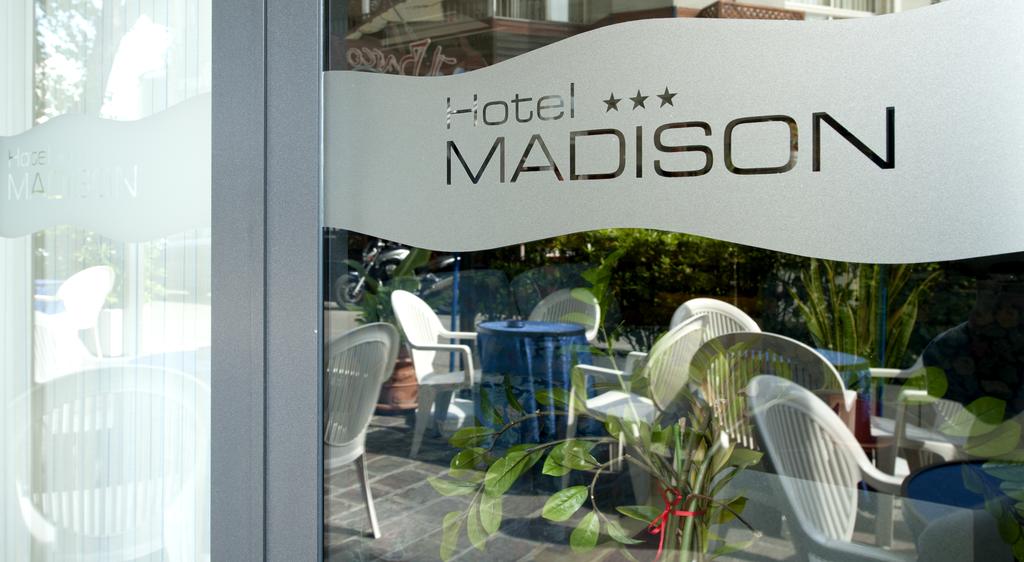 Madison — Габічче-Маре, Італія мініатюра 20