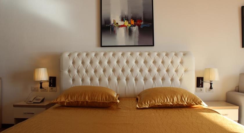 Bleart Hotel — Дуррес, Албанія мініатюра 30