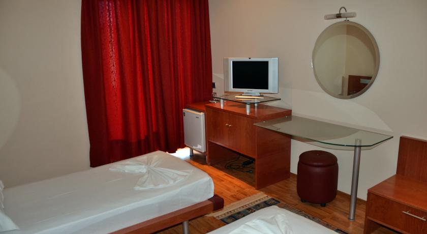 Brilant Hotel — Саранда, Албанія мініатюра 22