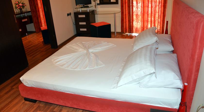 Brilant Hotel — Саранда, Албанія мініатюра 31