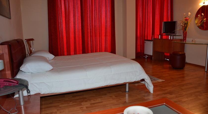 Brilant Hotel — Саранда, Албанія мініатюра 32