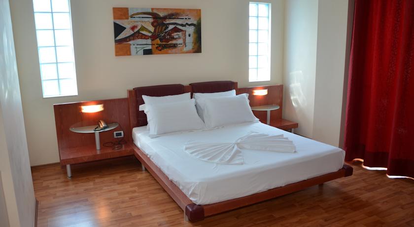Brilant Hotel — Саранда, Албанія мініатюра 46