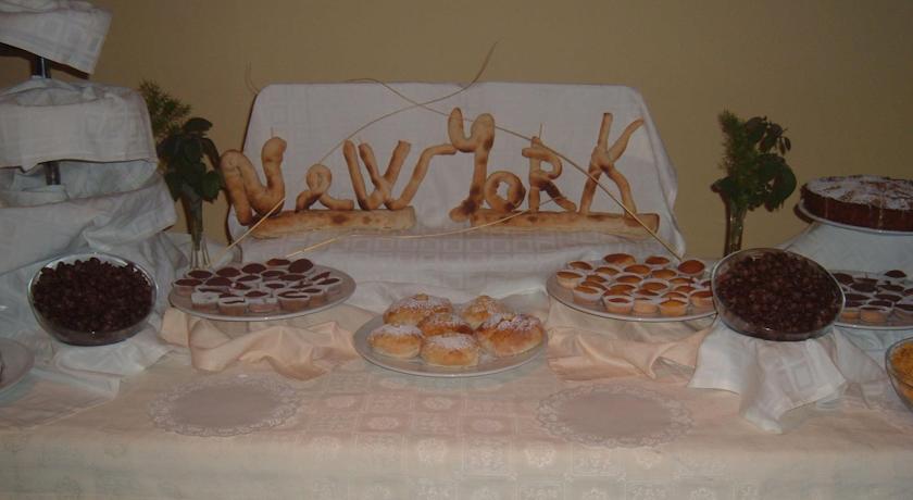 New York — Вльора, Албанія мініатюра 24