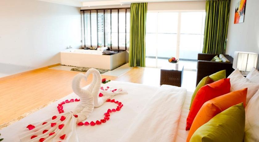 Casa Del M Patong Beach — о. Пхукет, Таїланд мініатюра 6