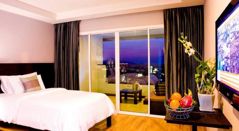 Casa Del M Patong Beach — о. Пхукет, Таїланд мініатюра 10