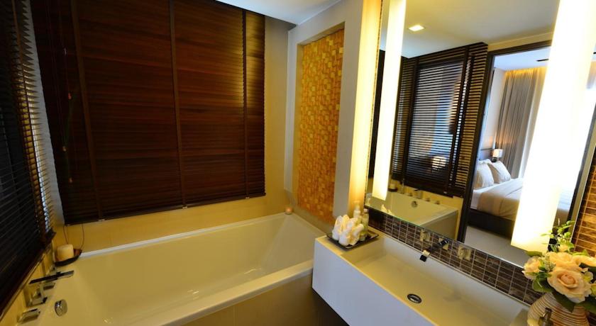 The Charm Resort Phuket — о. Пхукет, Таїланд мініатюра 11