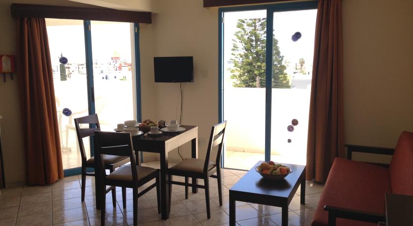Kefalonitis Hotel Apartments — Пафос, Кіпр мініатюра 20