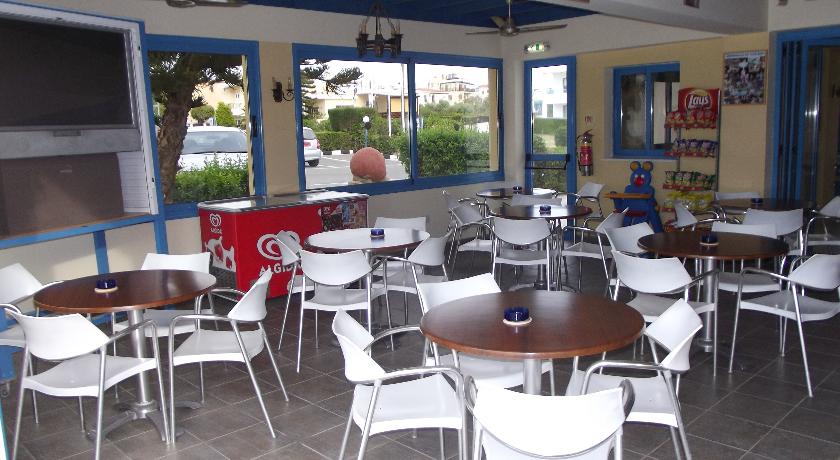 Kefalonitis Hotel Apartments — Пафос, Кіпр мініатюра 29