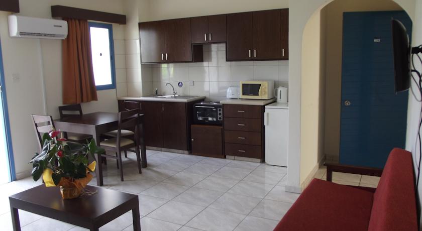 Kefalonitis Hotel Apartments — Пафос, Кіпр мініатюра 33