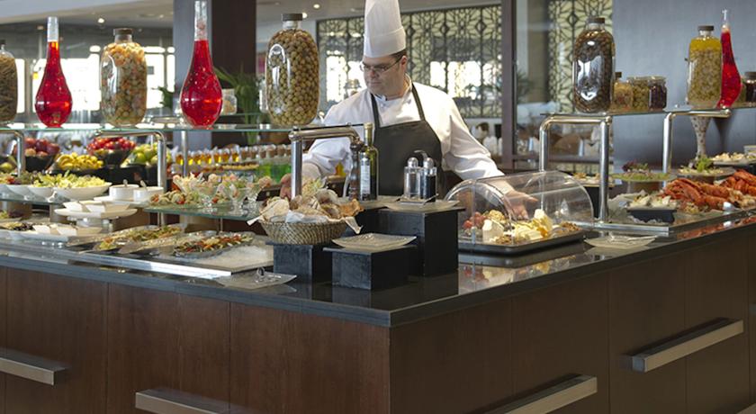 Two Seasons Hotel & Apartments Dubai — Дубаї, Об'єднані Арабські Емірати мініатюра 143
