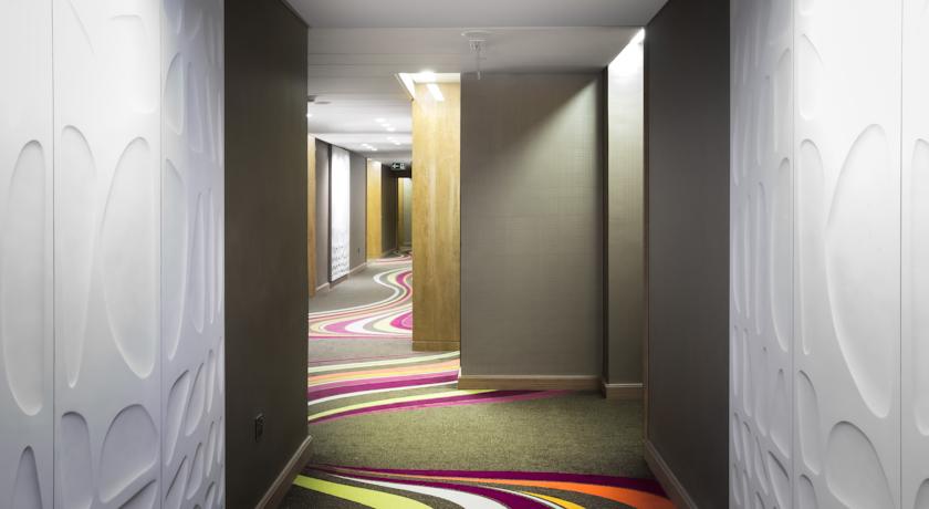 Sofitel Dubai Downtown — Дубаї, Об'єднані Арабські Емірати мініатюра 323
