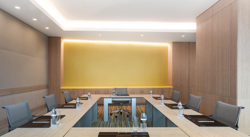 Sofitel Dubai Downtown — Дубаї, Об'єднані Арабські Емірати мініатюра 329