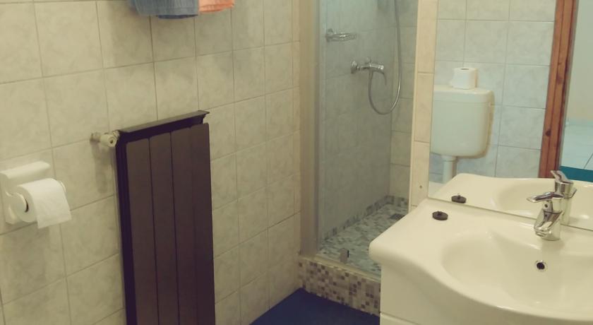 Klara Villa Apartman — Хевіз, Угорщина мініатюра 7