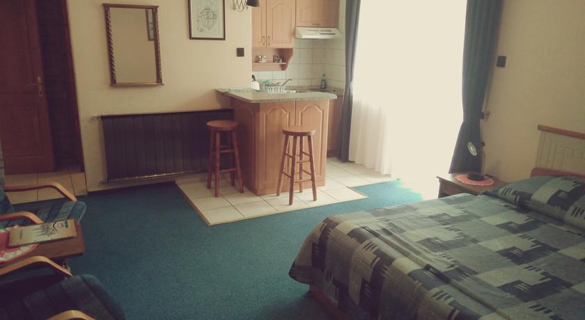 Klara Villa Apartman — Хевіз, Угорщина мініатюра 11