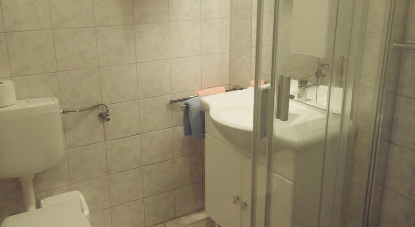 Klara Villa Apartman — Хевіз, Угорщина мініатюра 25