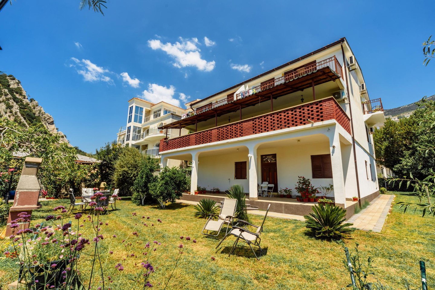 Viktorija Apartments — Буляріца, Чорногорія мініатюра 8
