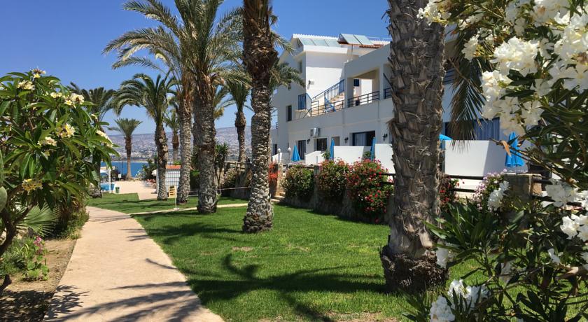 Vrachia Beach Resort — Пафос, Кіпр мініатюра 10