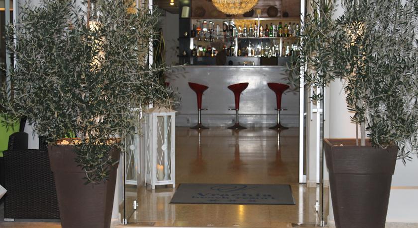 Vrachia Beach Resort — Пафос, Кіпр мініатюра 35
