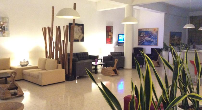 Vrachia Beach Resort — Пафос, Кіпр мініатюра 37