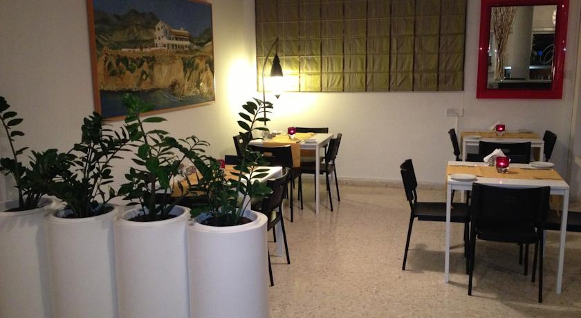 Vrachia Beach Resort — Пафос, Кіпр мініатюра 40