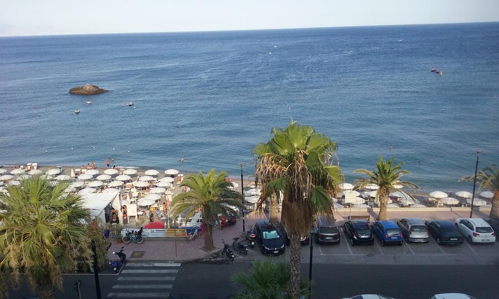 Elihotel Sant'Alessio Siculo — о. Сицилія, Італія мініатюра 6